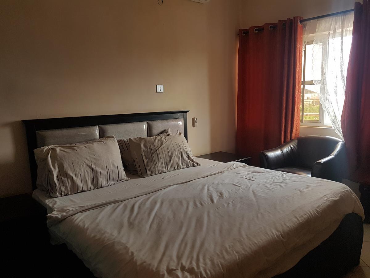 Grand Bank Link Hotel Otta Exterior foto