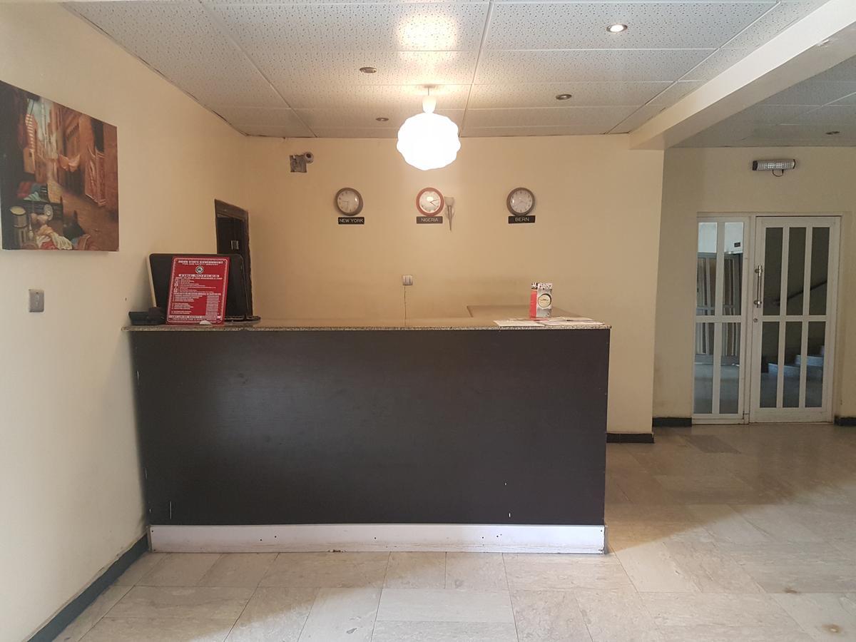 Grand Bank Link Hotel Otta Exterior foto