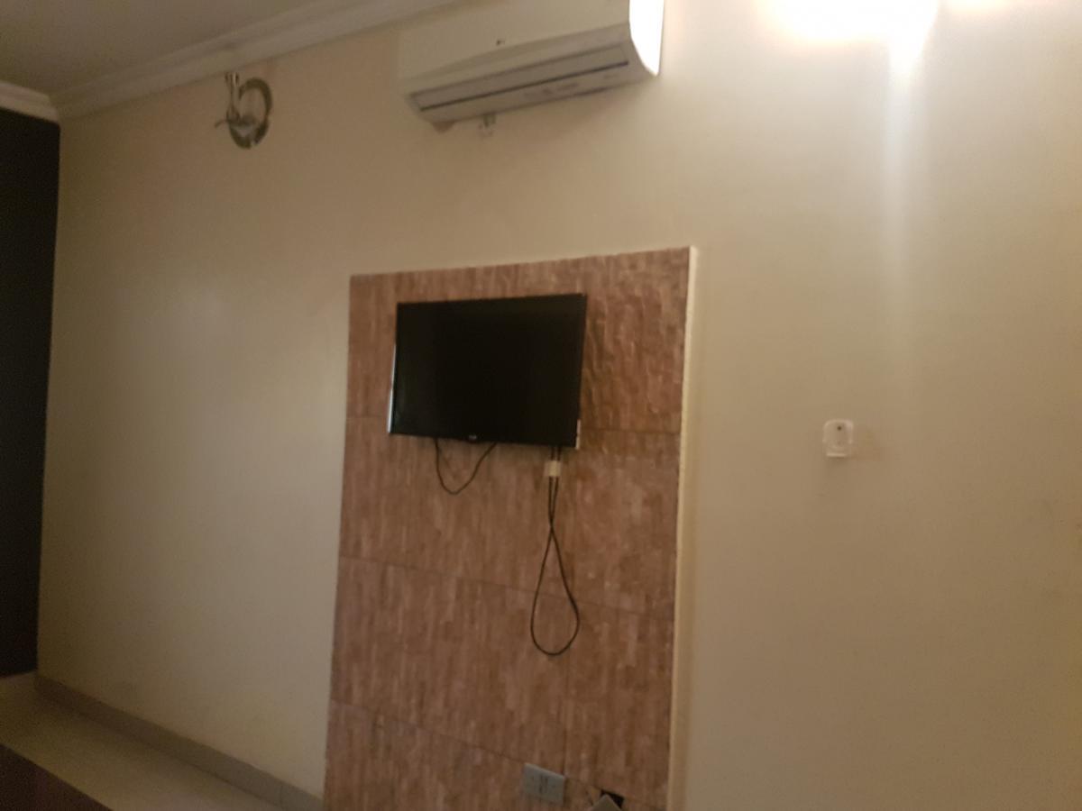 Grand Bank Link Hotel Otta Exterior foto